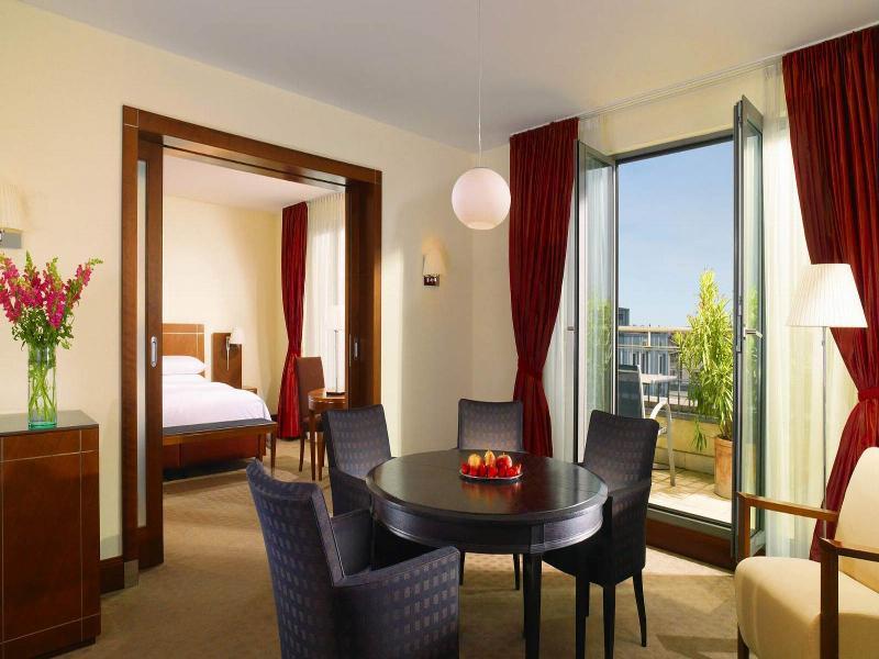 Hotel Sheraton Carlton 5*