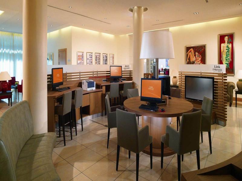 Hotel Sheraton Carlton 5*