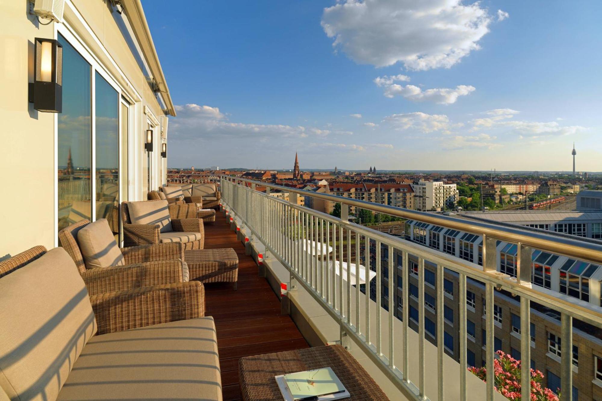 Hotel Sheraton Carlton 5*