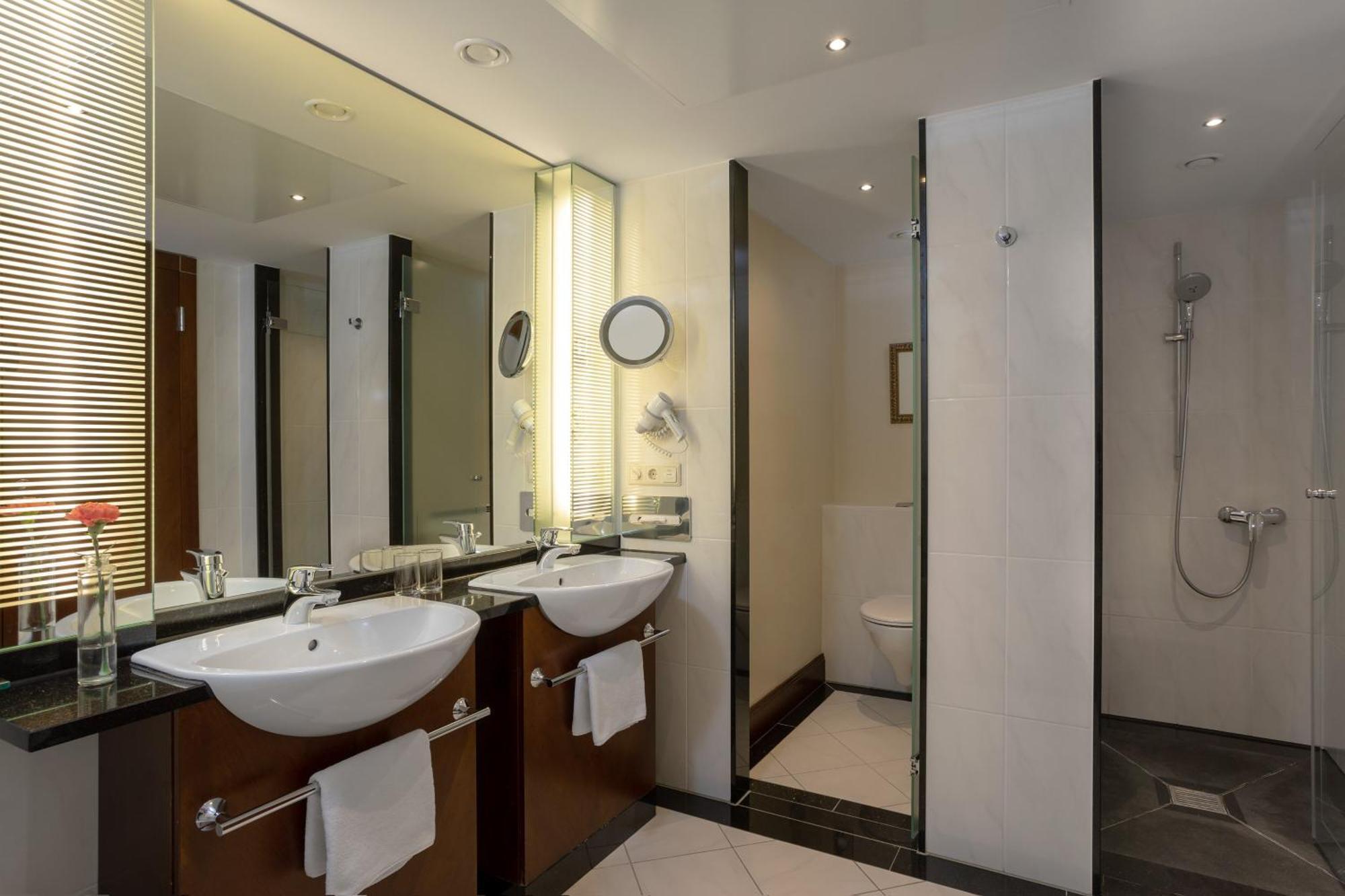 Sheraton Carlton